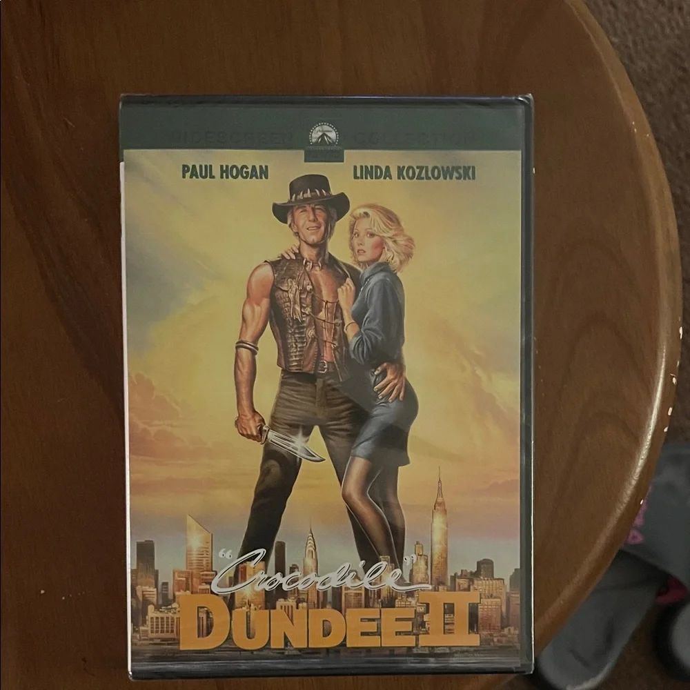 Crocodile Dundee II DVD